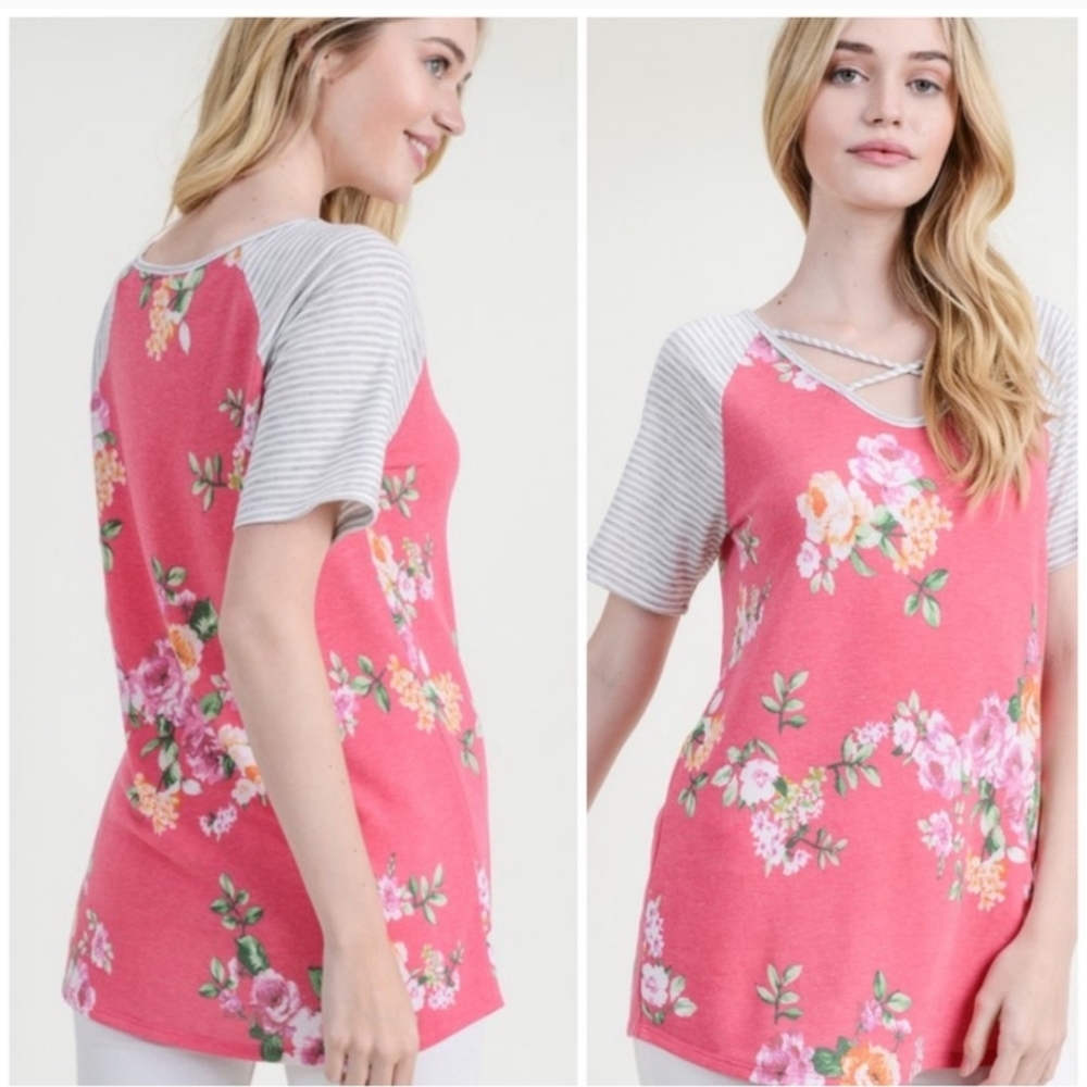 T shirt top with baseball sleeves